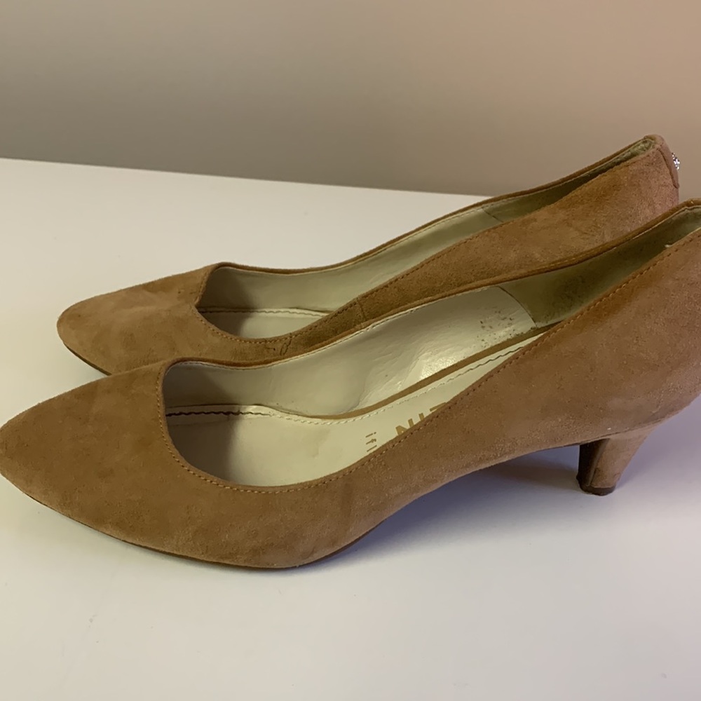 Anne Klein Heel